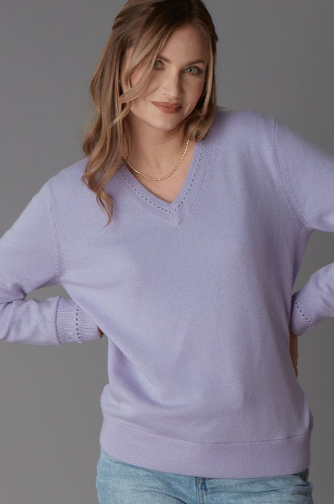 Lavender Beach Heather V-Neck